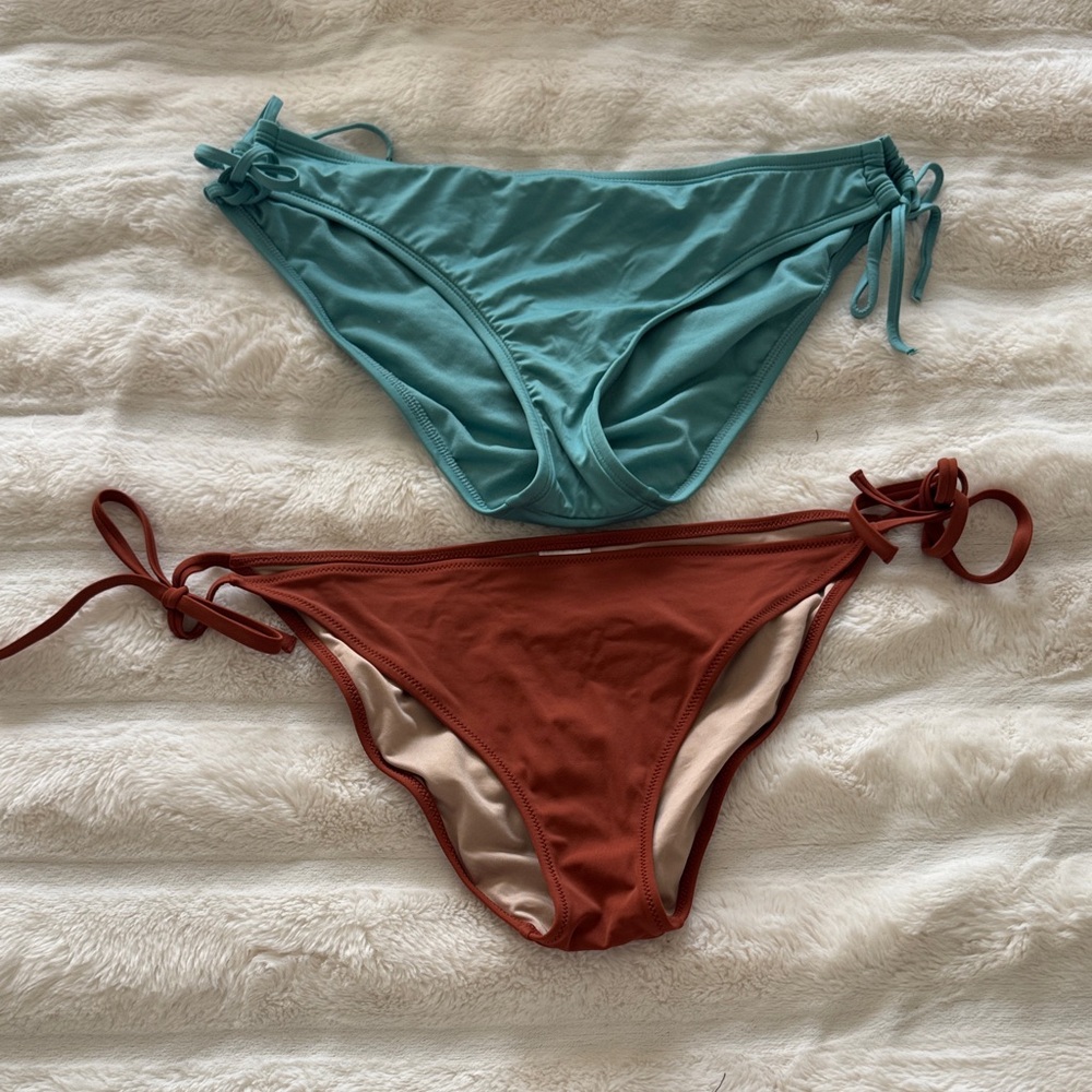 Stylish Women's Swimwear Set - Blue and Brown